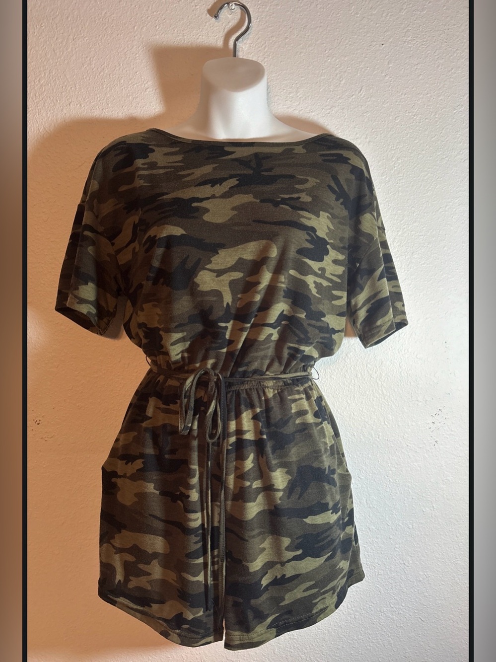 SHEIN Olive Green Camouflage Short Sleeve Drawstring Romper